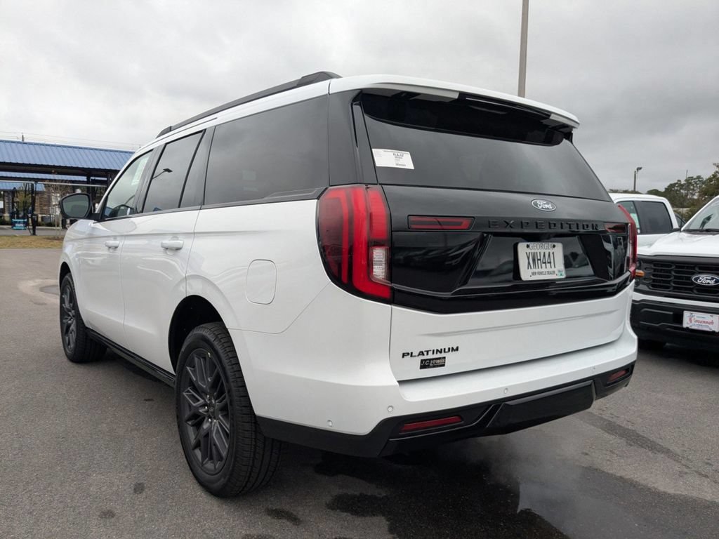 Used 2025 Ford Expedition Platinum w/ Stealth Performance Package AWD/4WD image 6