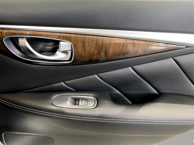 Used 2019 INFINITI Q50 Luxe w/ Essential Package (3.0T Luxe) image 27
