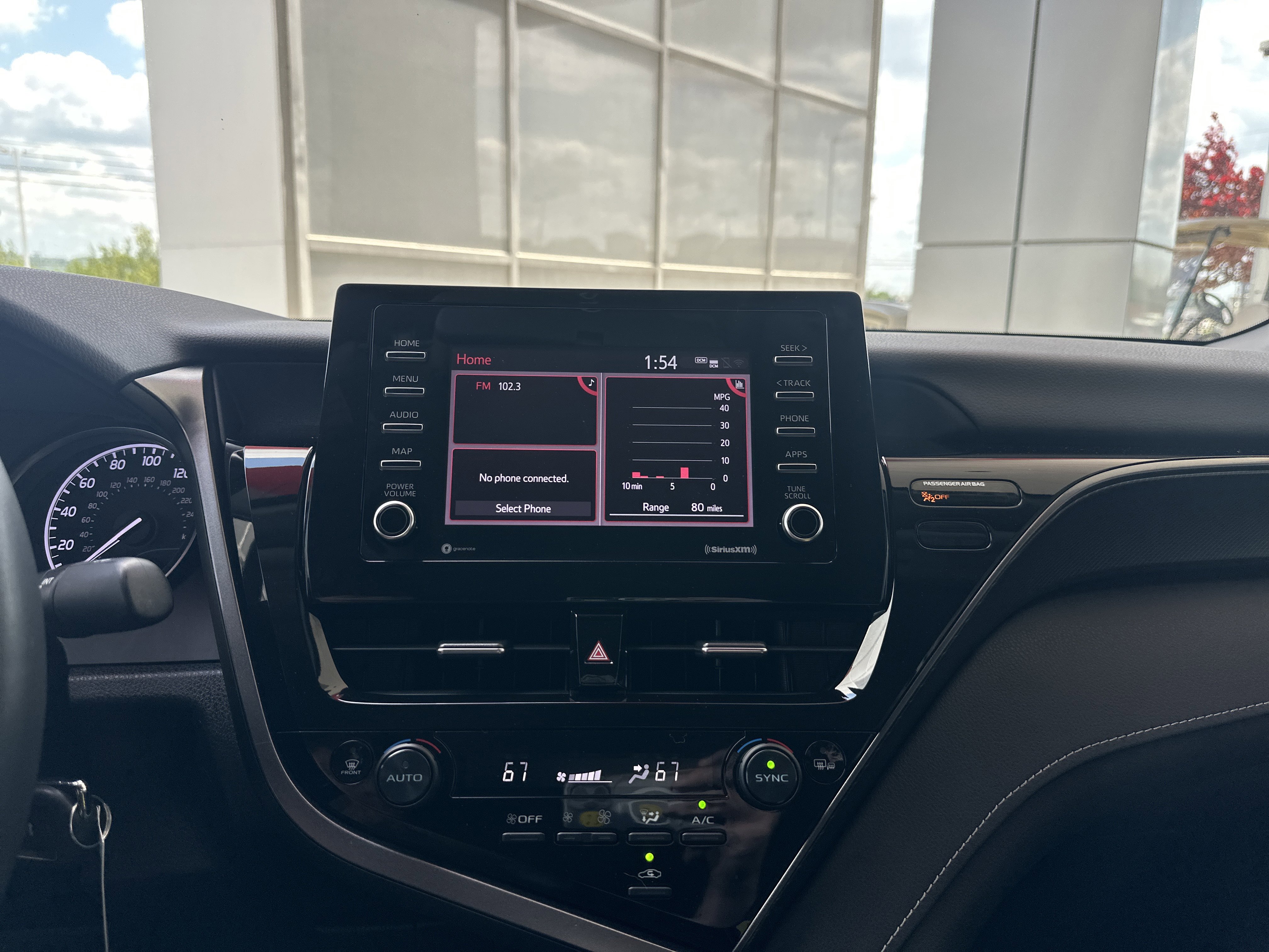 Certified 2024 Toyota Camry SE FWD image 33