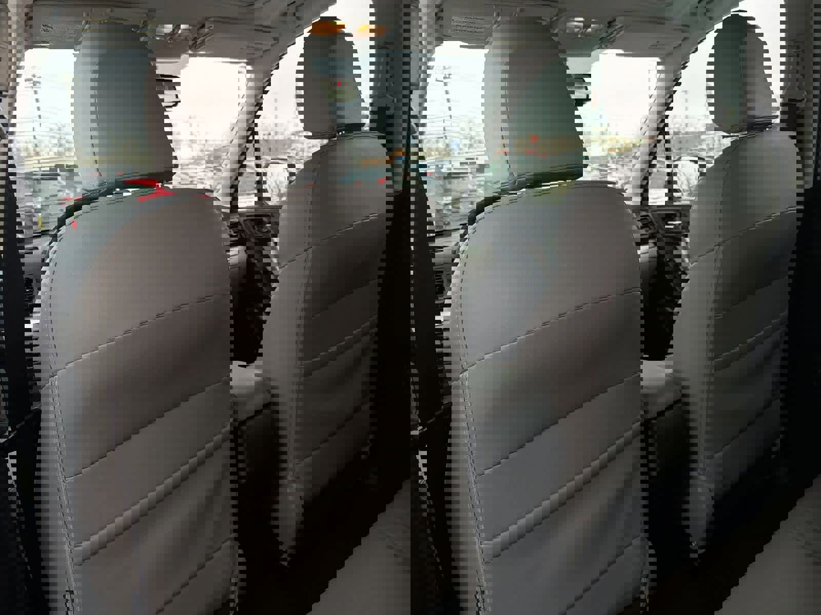 Used 2015 Subaru Forester 2.5i Limited image 19