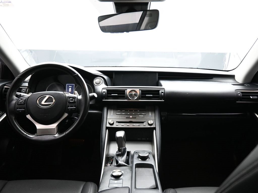 Used 2020 Lexus IS 300 image 35