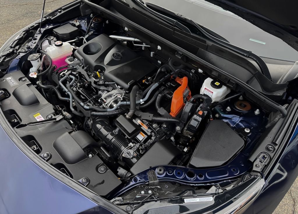 Used 2022 Toyota Venza Limited image 35