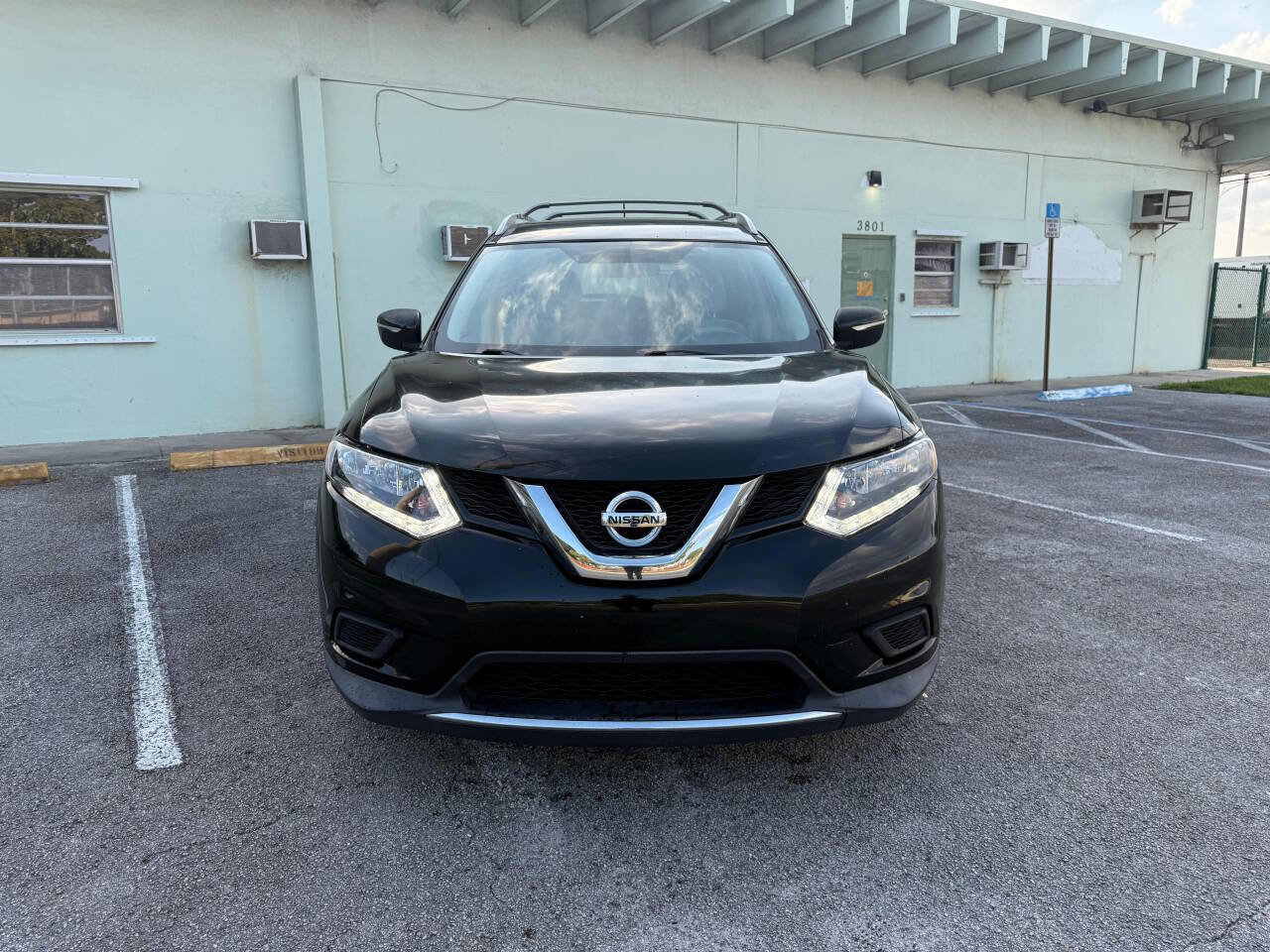 Used 2015 Nissan Rogue SV FWD image 12