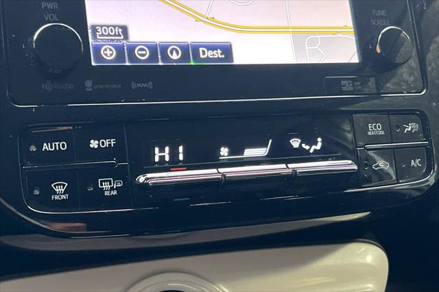 Certified 2018 Toyota Prius Four image 22