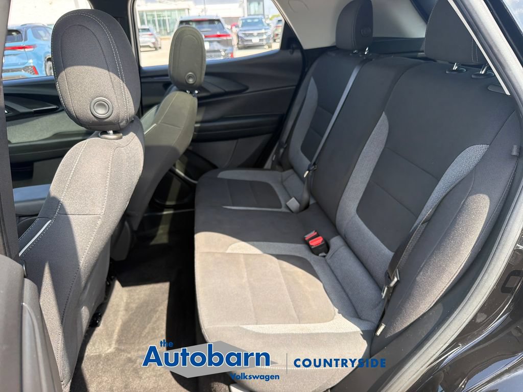 Used 2021 Chevrolet TrailBlazer LT w/ Sun and Liftgate Package FWD image 23