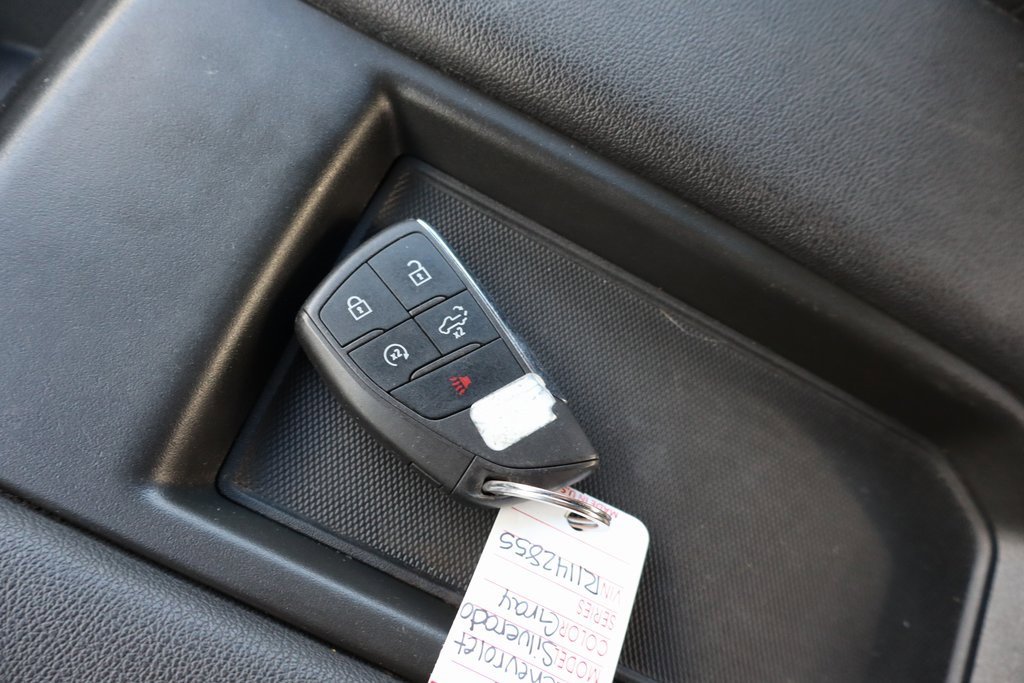 Used 2024 Chevrolet Silverado 2500 Custom w/ Custom Value Package image 33