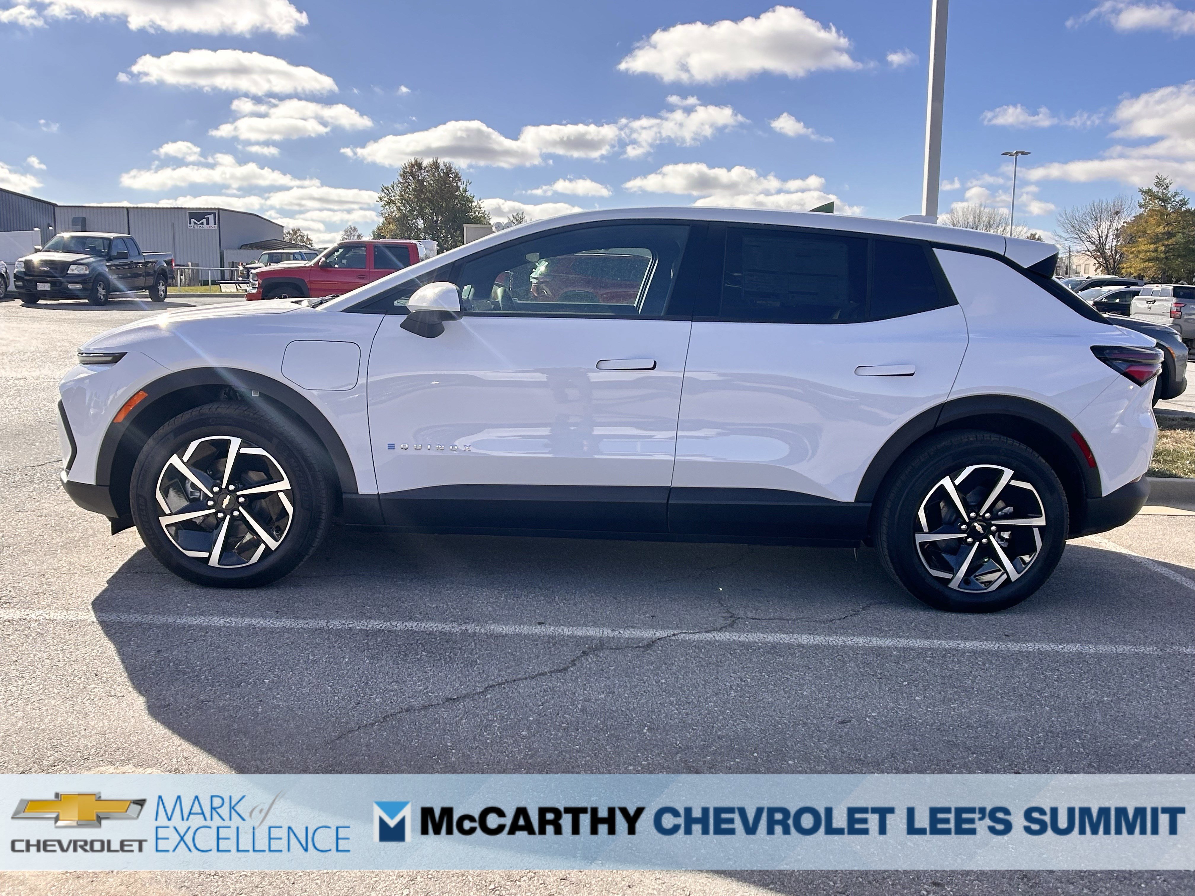 New 2026 Chevrolet Equinox EV LT image 5