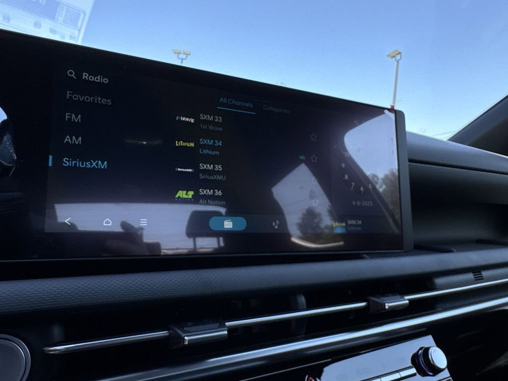 New 2025 Hyundai Santa Cruz SEL image 15