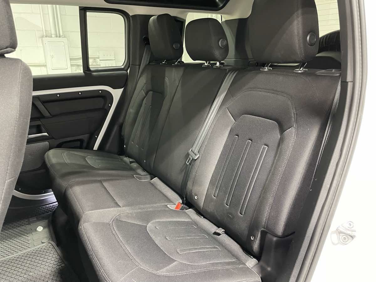 Used 2020 Land Rover Defender 110 AWD/4WD image 16