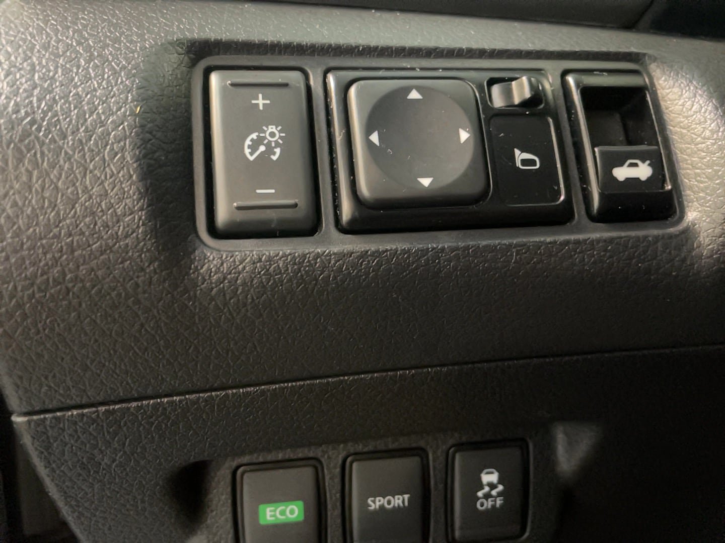 Used 2017 Nissan Sentra SV w/ Style Package FWD image 15