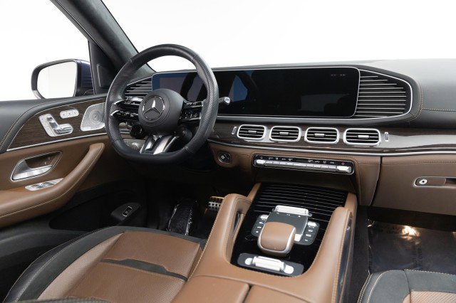 Used 2024 Mercedes-Benz GLS 63 AMG 4MATIC image 12