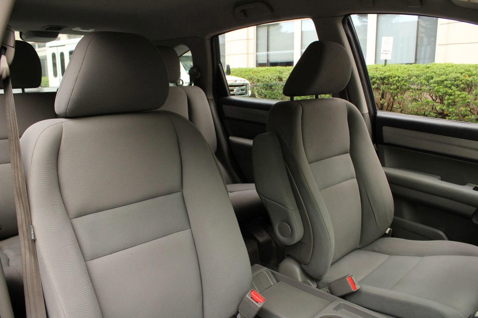 Used 2011 Honda CR-V LX image 34