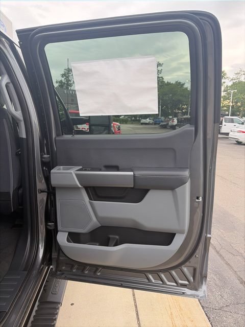 New 2026 Ford F250 XL w/ STX Appearance Package AWD/4WD image 19