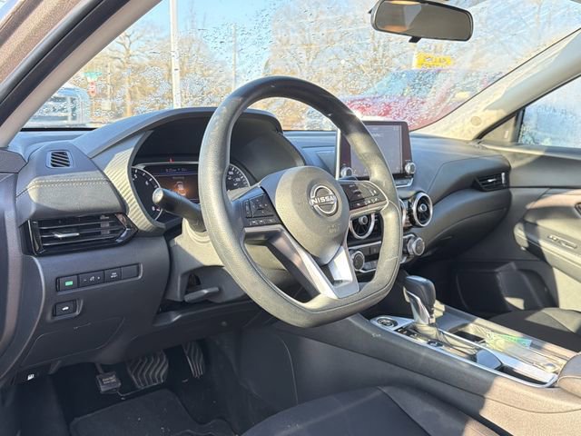 Used 2024 Nissan Sentra SV w/ Trunk Package image 7