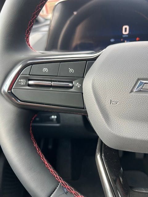 New 2026 Chevrolet Equinox EV RS FWD image 37