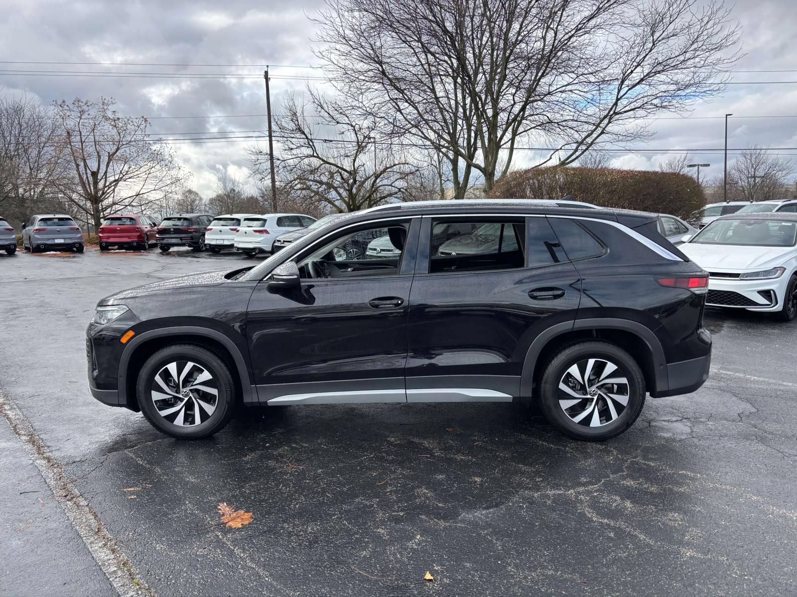 New 2026 Volkswagen Tiguan S FWD image 4
