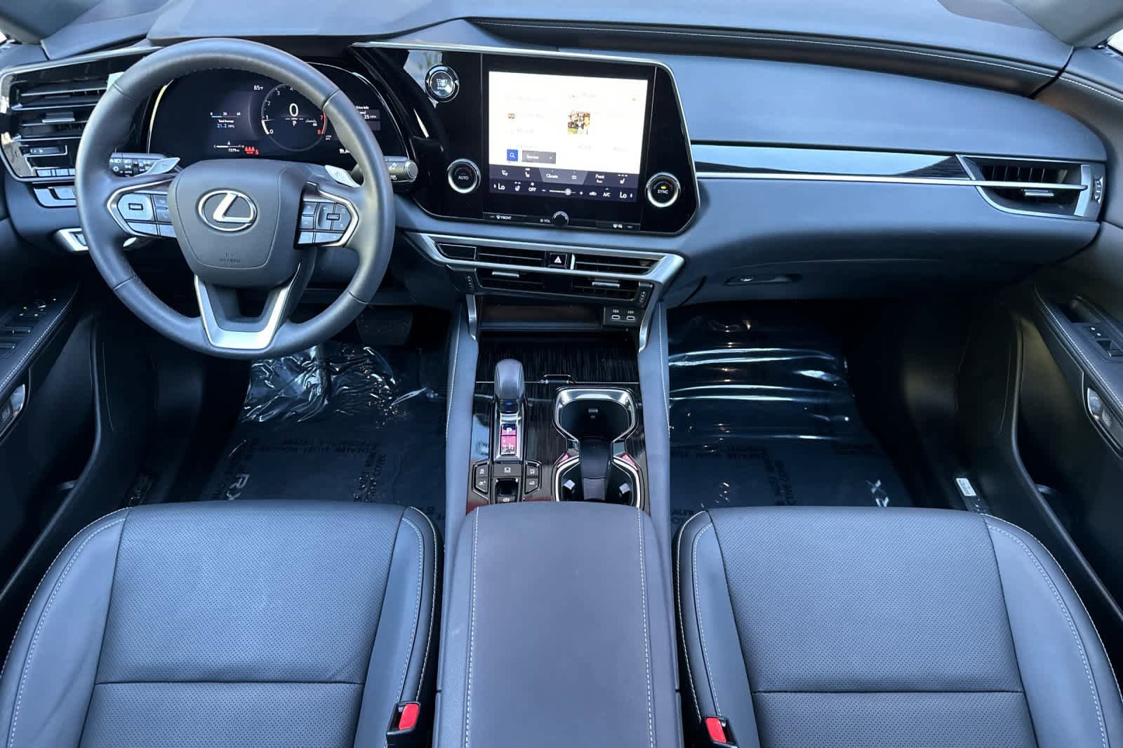 Used 2025 Lexus RX 350 AWD w/ Technology Package image 3