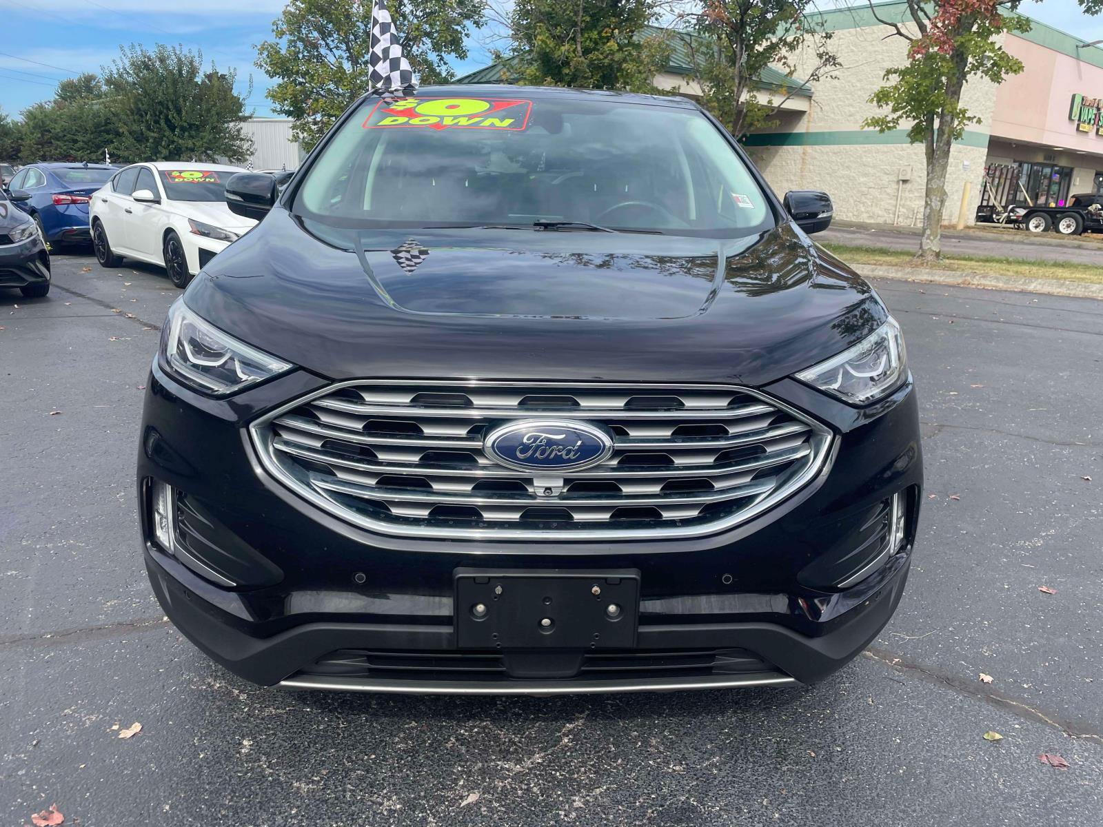 Used 2022 Ford Edge Titanium w/ Equipment Group 301A AWD/4WD image 2