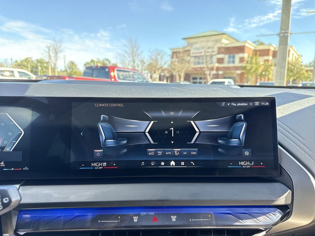 Used 2025 BMW X3 xDrive30i w/ M Sport Package image 21