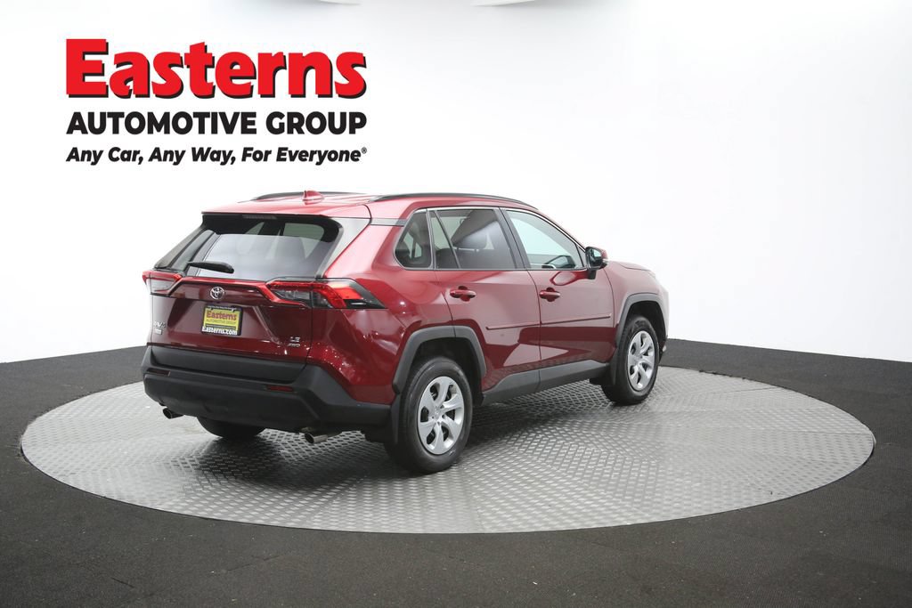 Used 2021 Toyota RAV4 LE AWD/4WD image 42