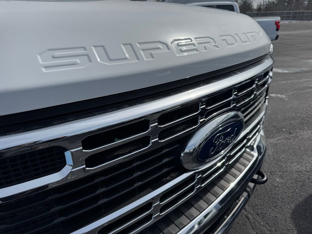 New 2026 Ford F450 XL w/ XL Chrome Package image 36