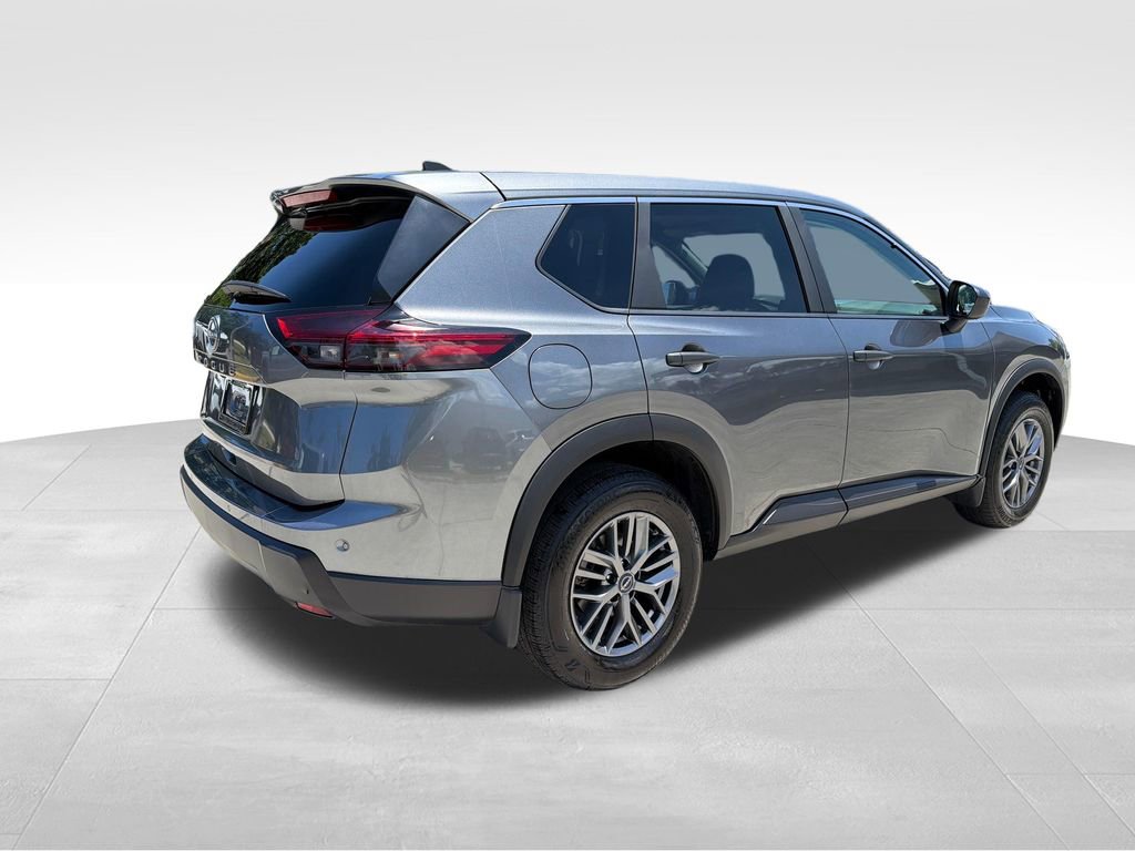 Used 2025 Nissan Rogue S FWD image 7