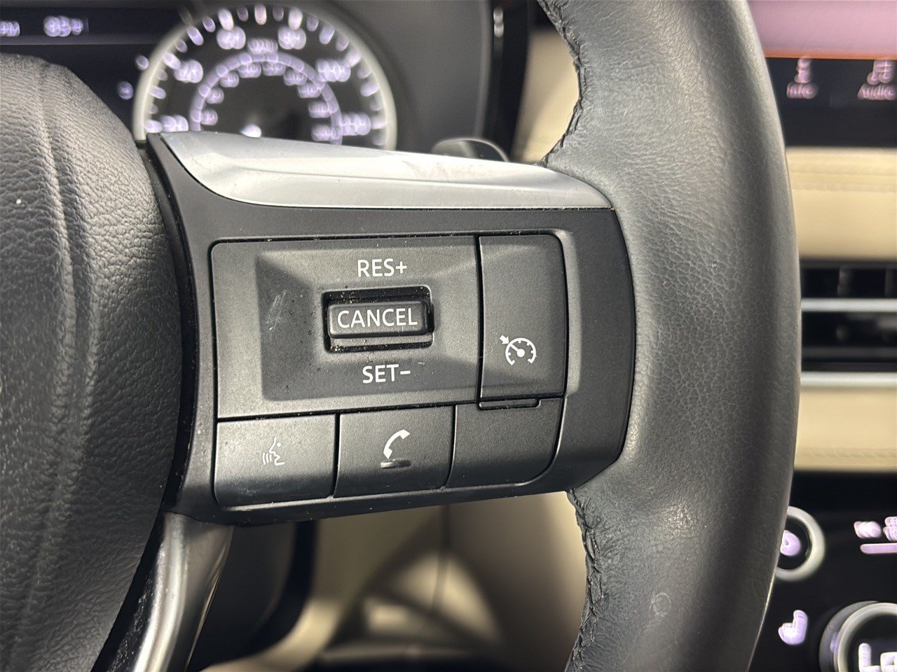 Used 2023 INFINITI QX60 Pure FWD image 19