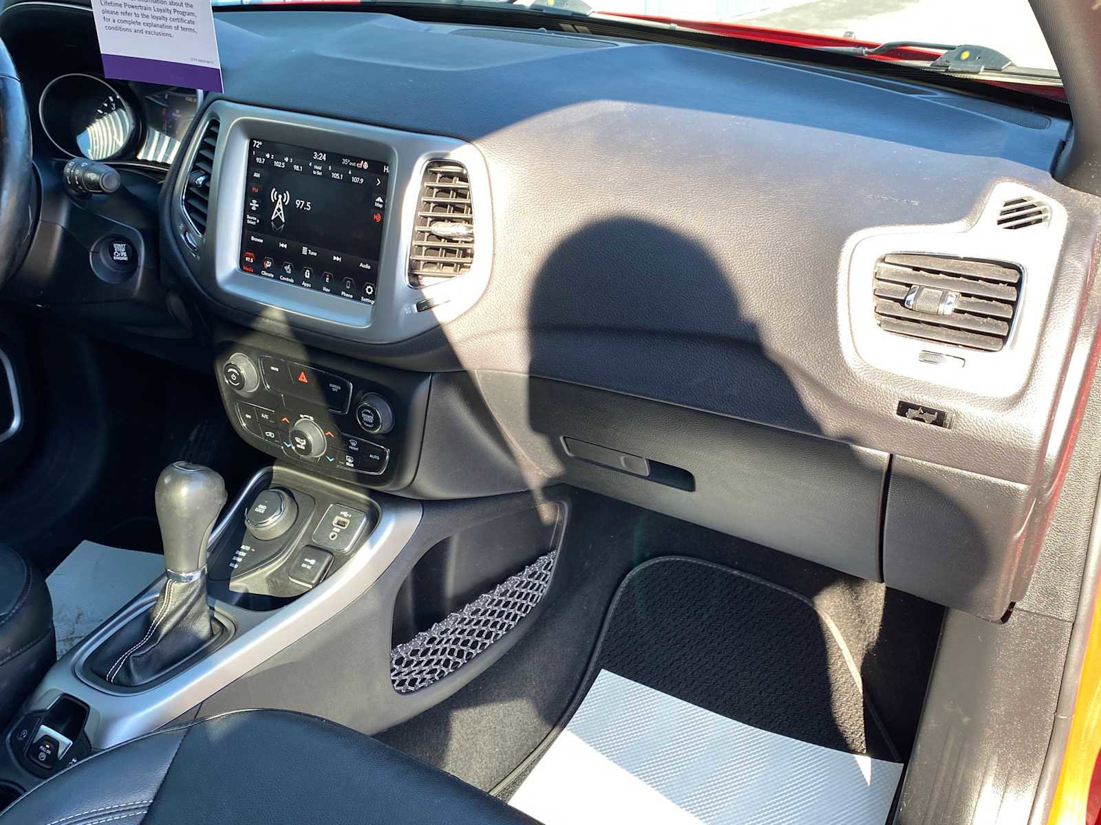 Used 2021 Jeep Compass Latitude AWD/4WD image 32