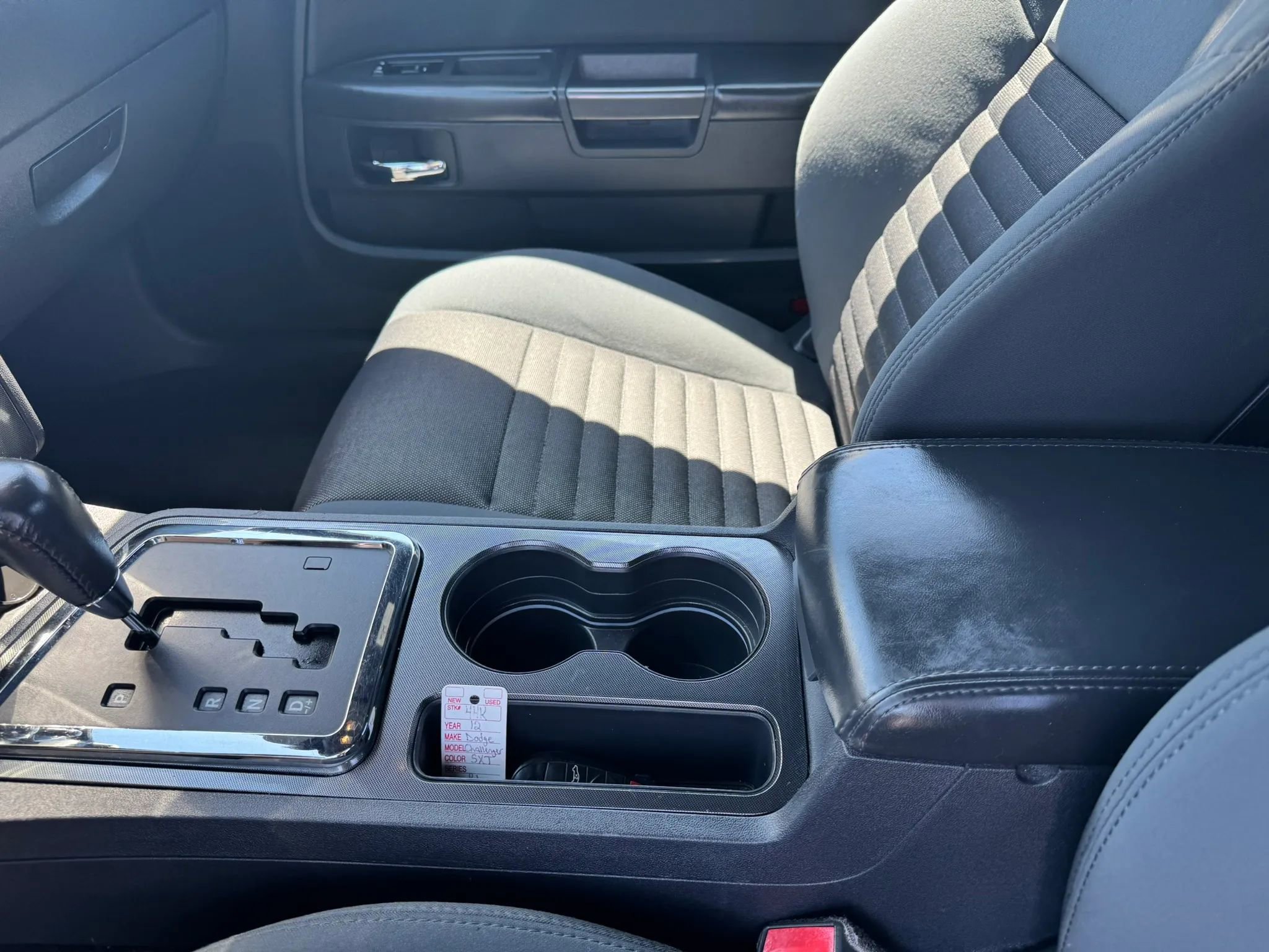 Used 2012 Dodge Challenger SXT RWD image 18