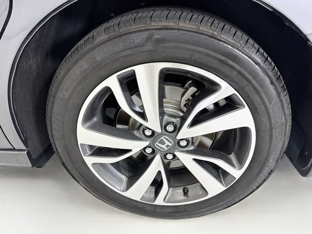 Used 2024 Honda Odyssey Touring image 31
