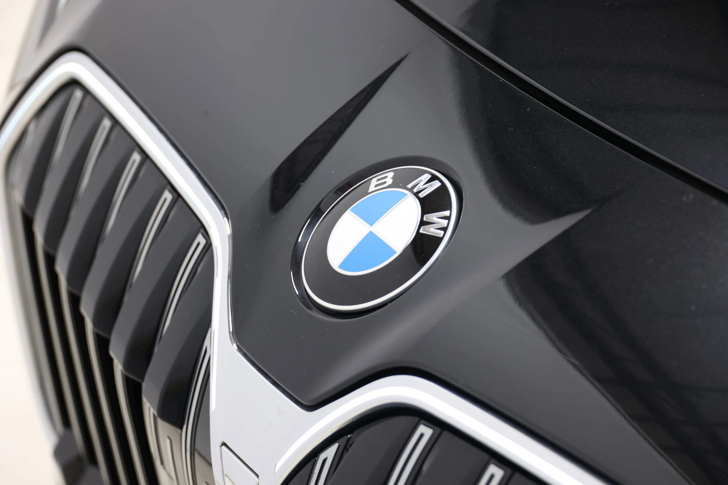 Used 2023 BMW 740i RWD image 7