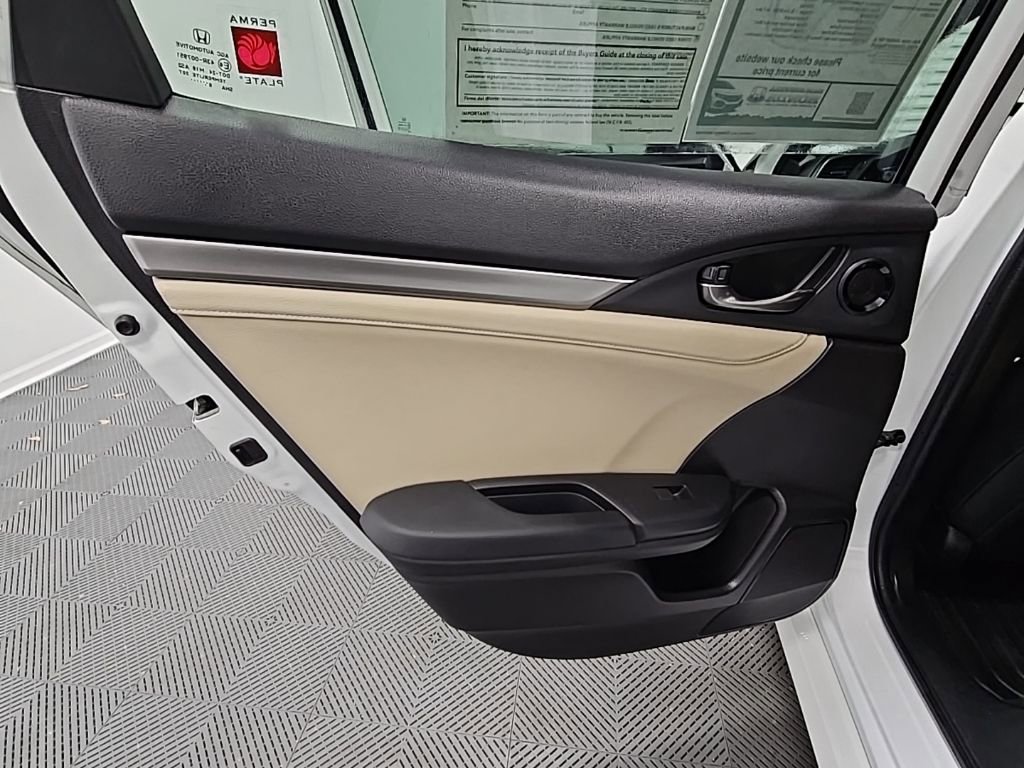 Used 2017 Honda Civic EX-L image 32