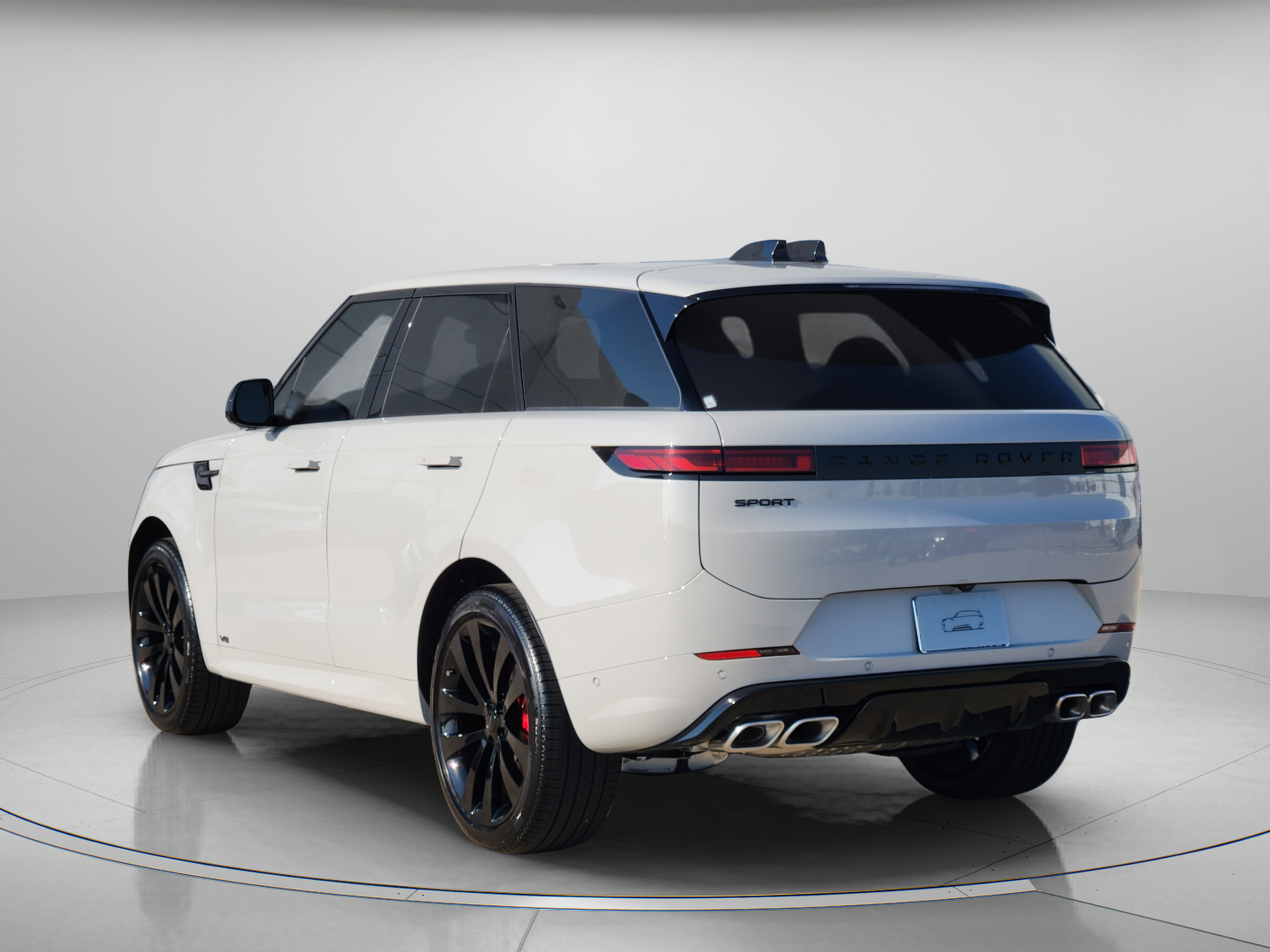 New 2026 Land Rover Range Rover Sport Dynamic SE AWD/4WD image 3