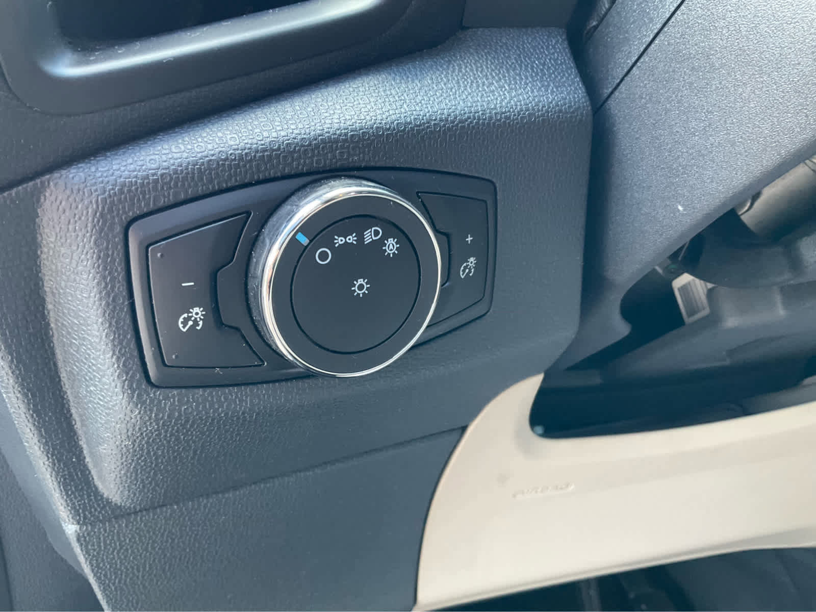 Used 2019 Ford EcoSport S FWD image 13