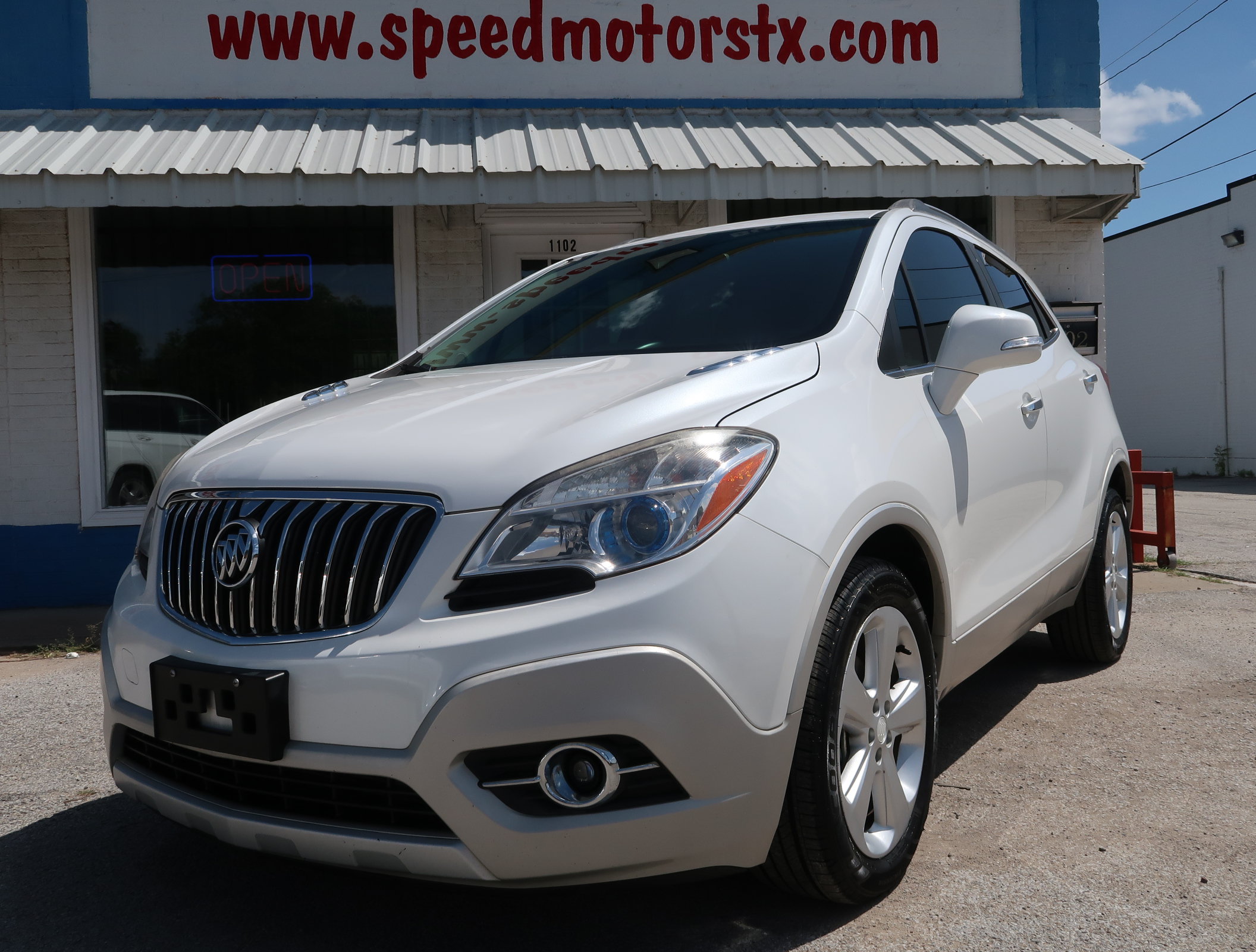 Used 2015 Buick Encore Convenience FWD image 5