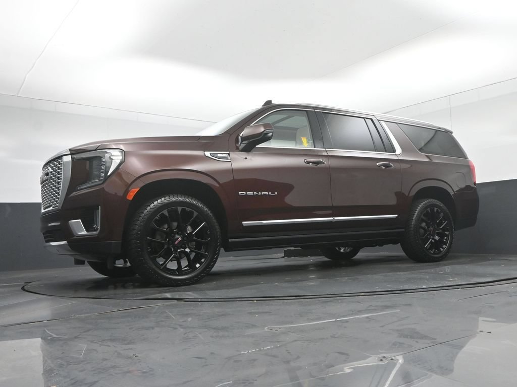 Used 2023 GMC Yukon XL Denali AWD/4WD image 74
