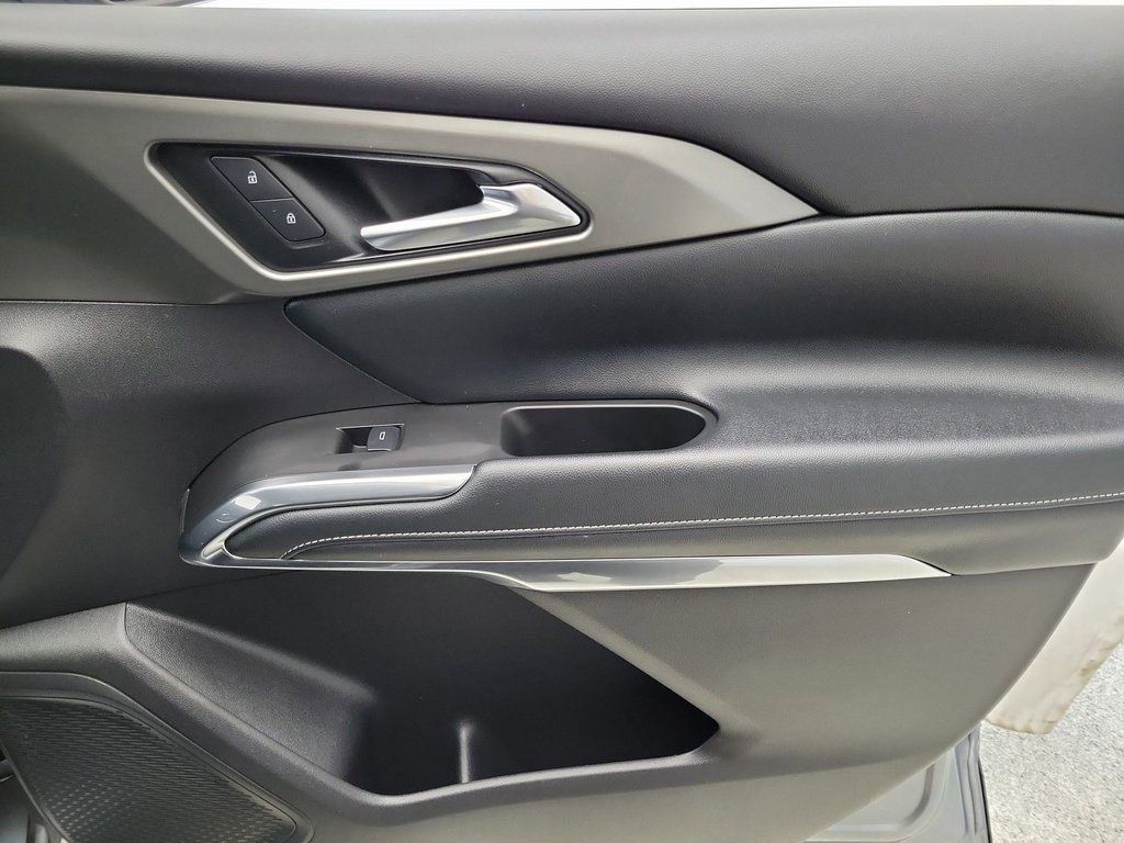 Certified 2025 Chevrolet Traverse LT image 22