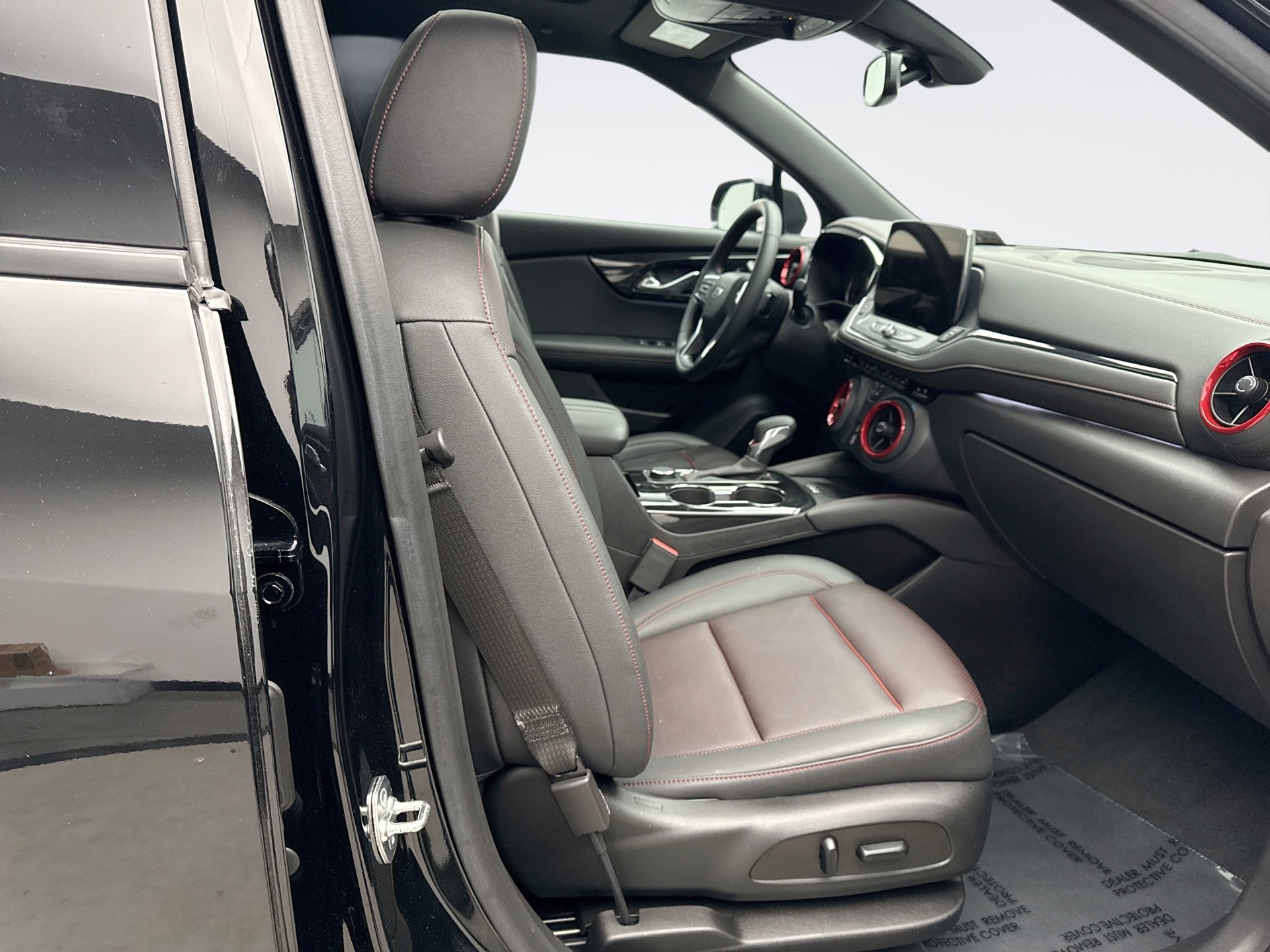 Used 2023 Chevrolet Blazer RS w/ Enhanced Convenience Package image 19