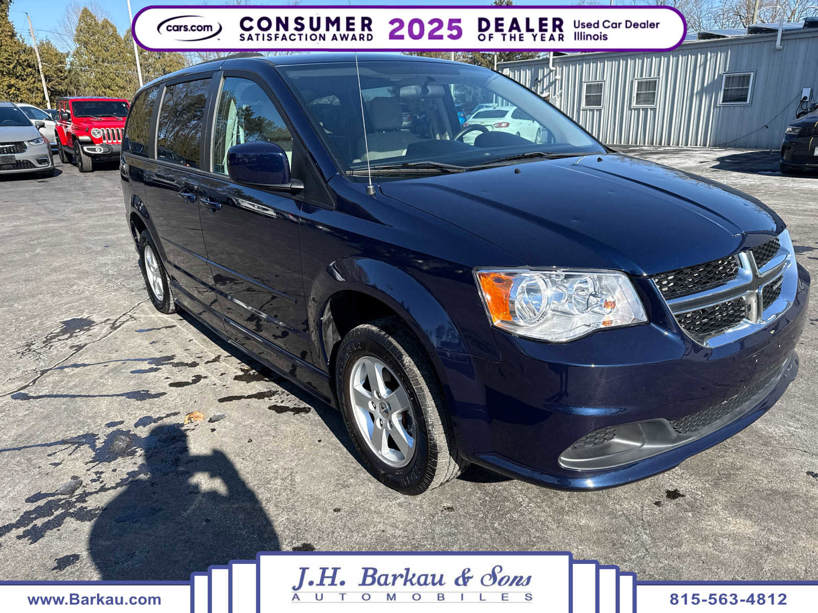 Used 2012 Dodge Grand Caravan SXT image 1