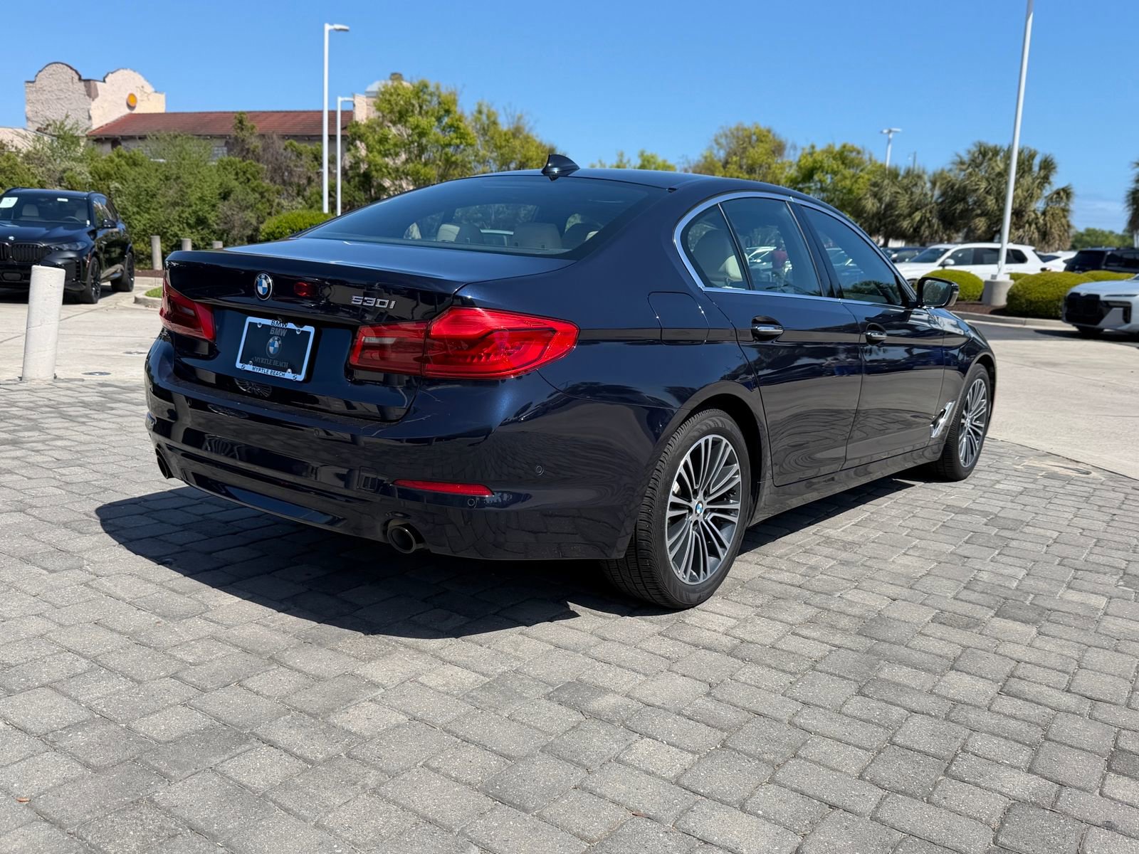 Used 2017 BMW 530i image 9