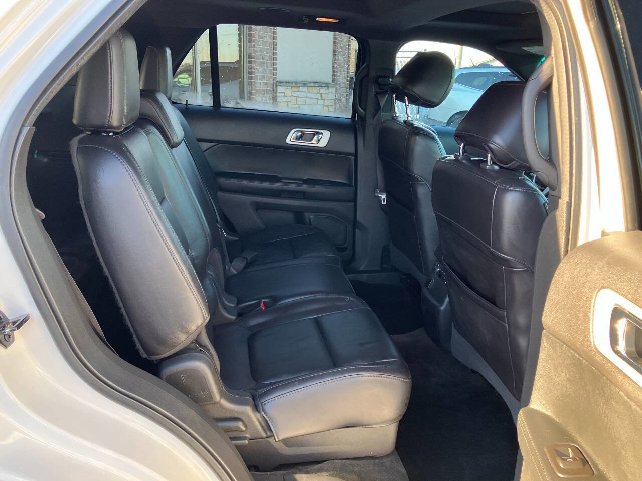 Used 2013 Ford Explorer XLT image 17