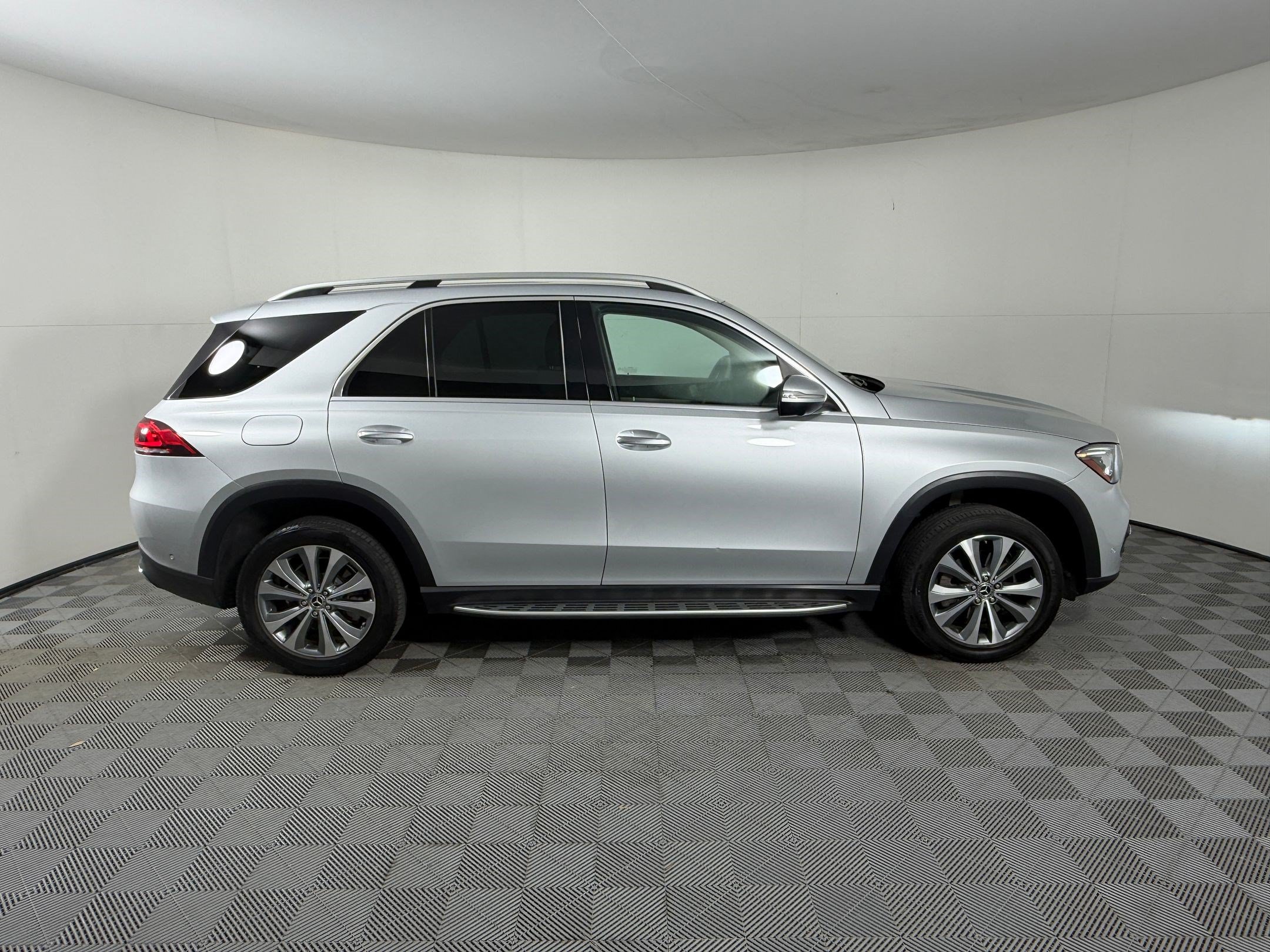 Used 2020 Mercedes-Benz GLE 350 image 8