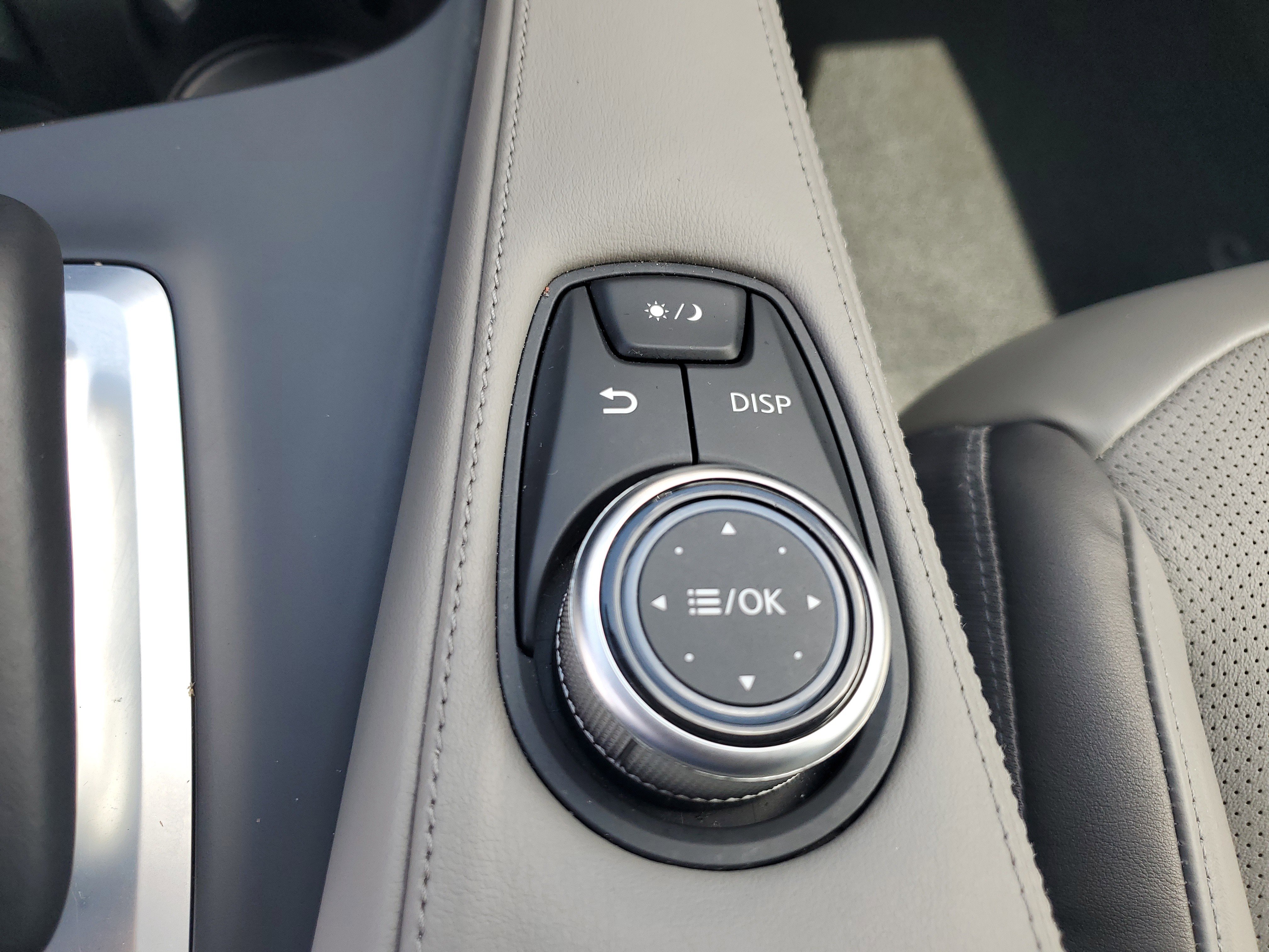 Used 2024 INFINITI QX50 Luxe image 26