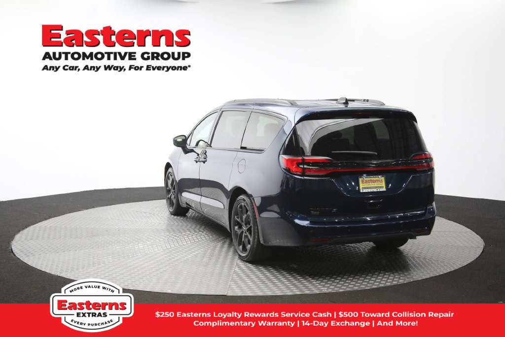 Used 2023 Chrysler Pacifica Touring-L w/ S Appearance Package FWD image 68