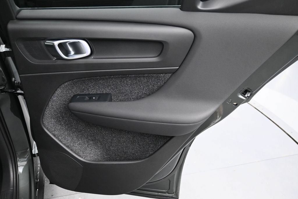 New 2026 Volvo XC40 B4 Core w/ Protection Package Premier FWD image 16