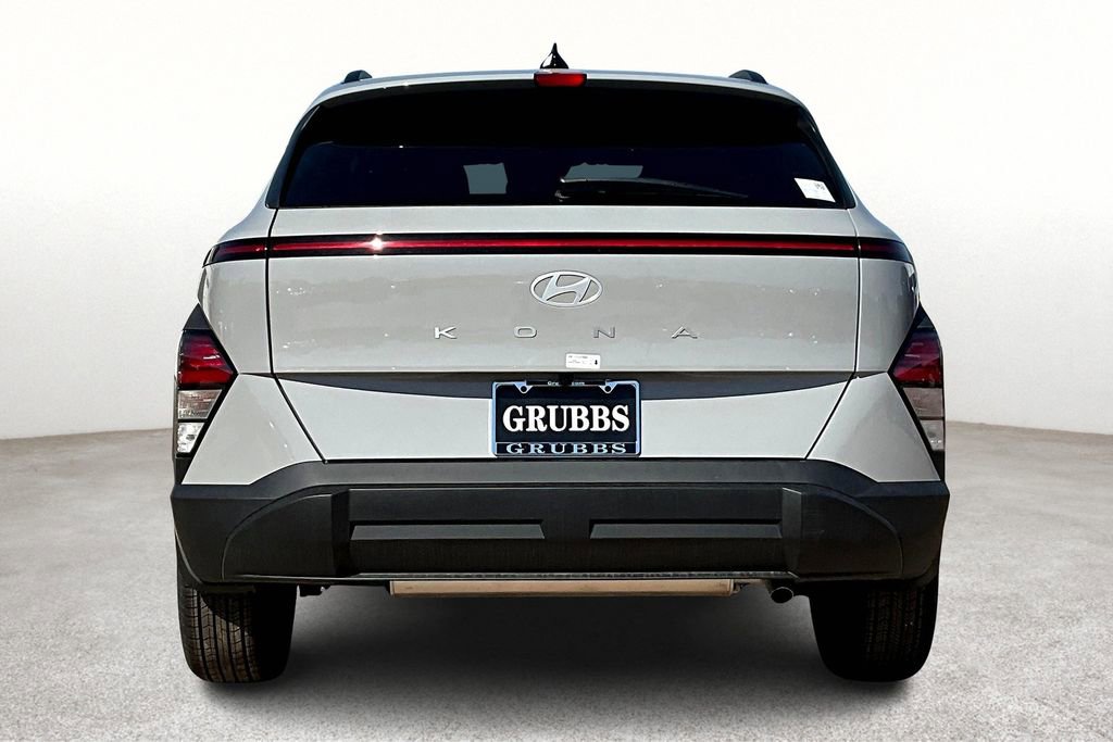 Used 2025 Hyundai Kona SEL image 7