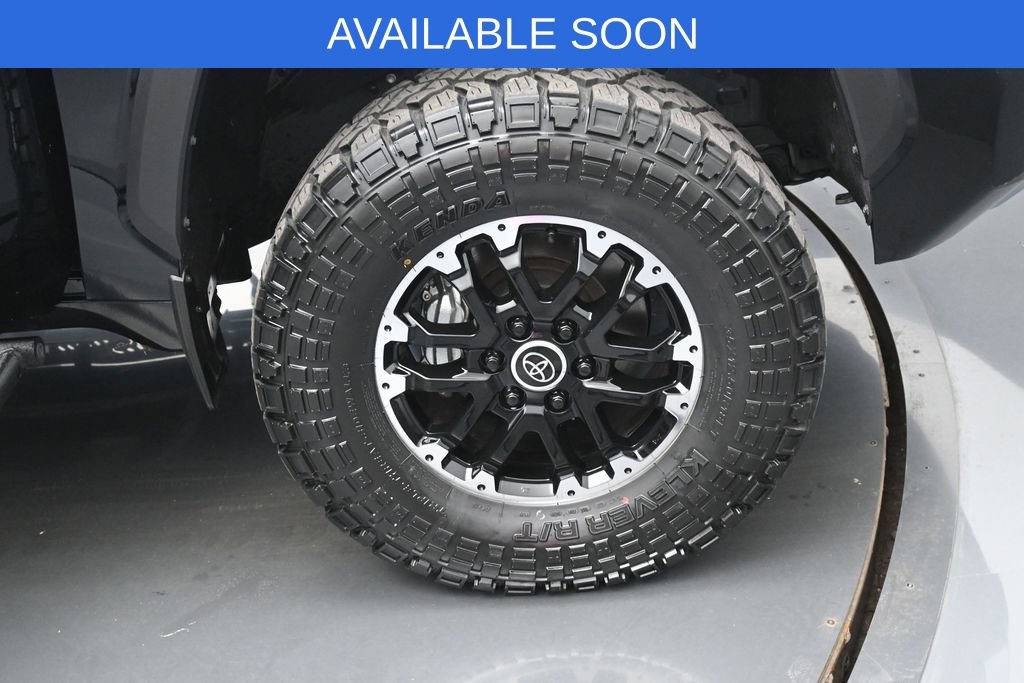 Used 2024 Toyota Tundra SR5 w/ TRD Off-Road Package AWD/4WD image 32