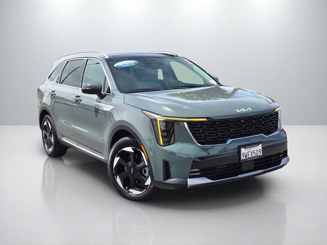 Used 2025 Kia Sorento EX w/ EX Panoramic Sunroof Package
