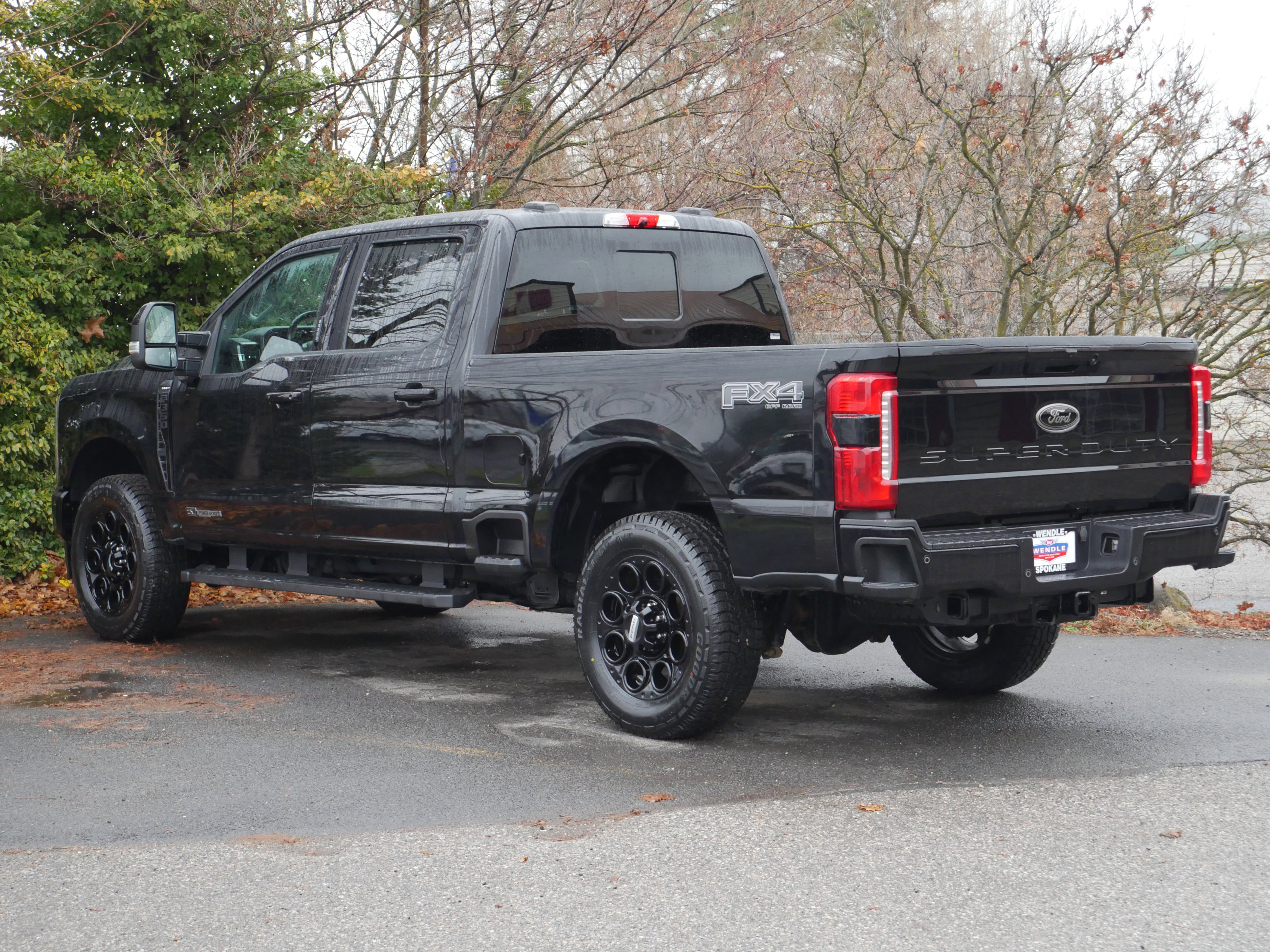 Certified 2023 Ford F350 Lariat w/ Black Appearance Package image 25