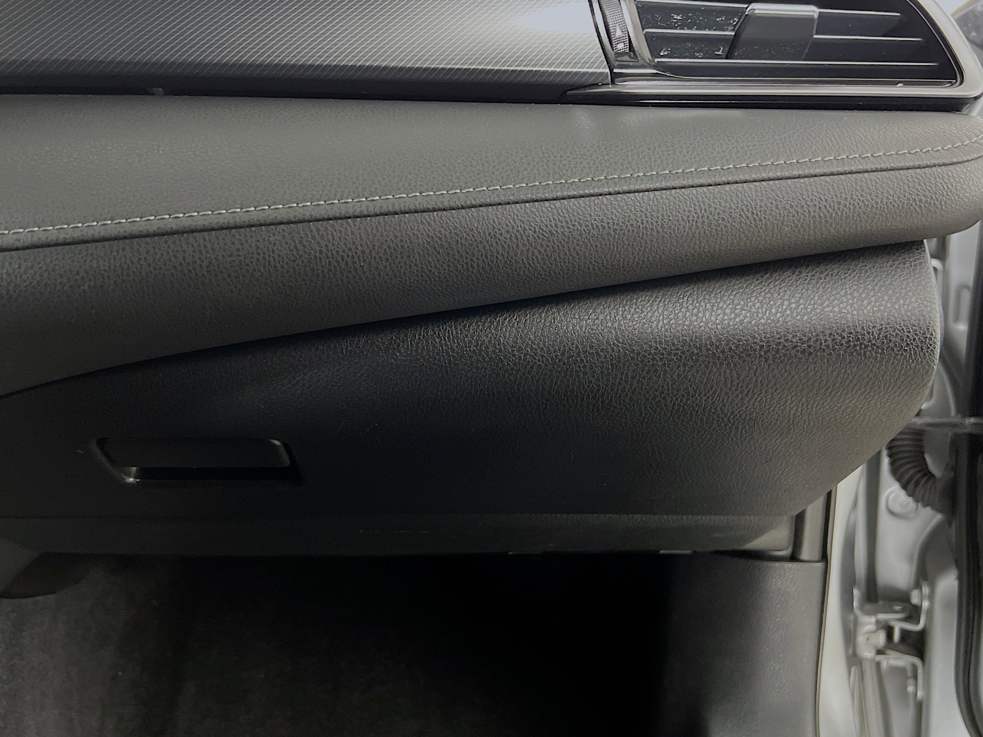 Used 2024 Toyota Camry SE image 35